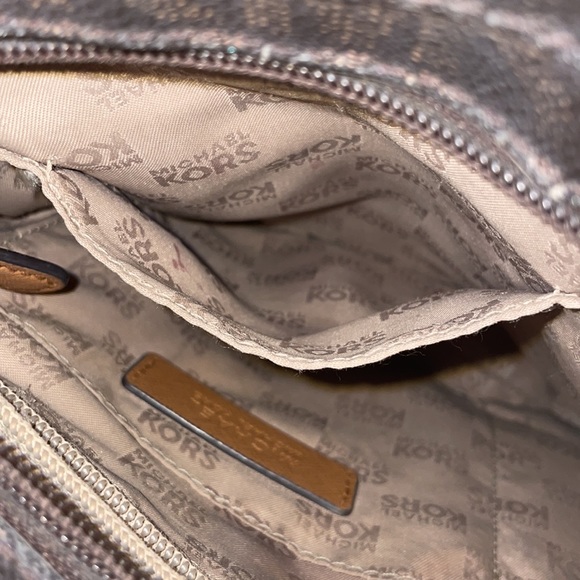 Michael Kors Crossbody Purse and Wallet - Picture 8 of 16